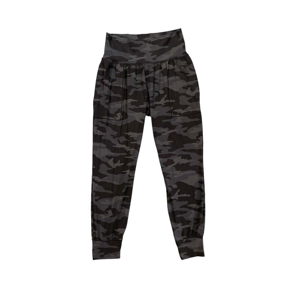 Athleta Jogger Women SP Petite Gray Camo Salutation Wide Waistband Tapered Pant